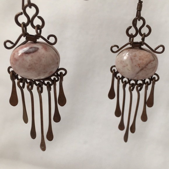 Genuine pink jasper and copper earrings - Picture 3 of 3